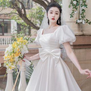 Short-sleeve Plain A-line Dress / Veil / Set