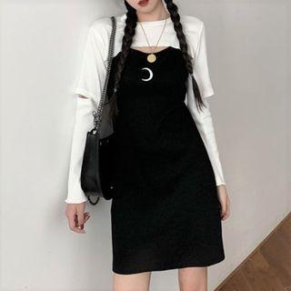 Strappy A-line Dress / Long-sleeve Crop Top