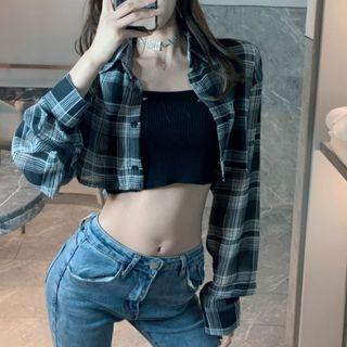 Gingham Crop Shirt/plain Knitted Tank Top