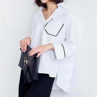 Dip-back V-neck Blouse
