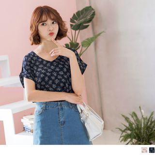 Fold-up Sleeve V-neck Floral Top