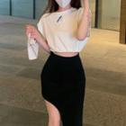 Asymmetrical Midi Pencil Skirt / Sleeveless T-shirt