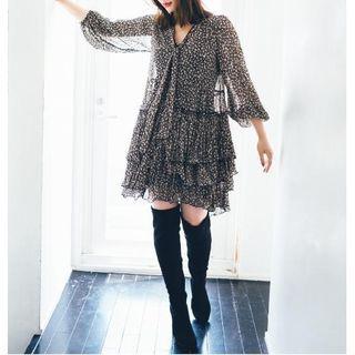 Long-sleeve Tiered Buttoned Tie-neck A-line Dress