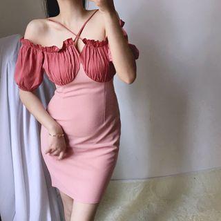 Two-tone Cold-shoulder Mini Sheath Dress