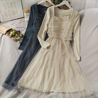 Square-neck Lace Plain Mesh Knit Dress