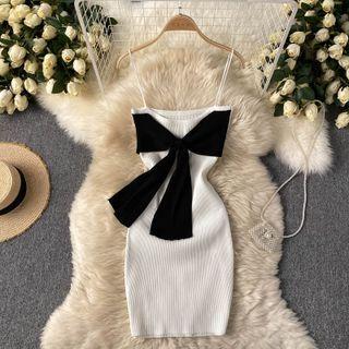 Color Block Tied Suspender Knit Dress