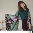 Houndstooth Panel Color Block Scarf