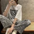 Elbow-sleeve T-shirt / Leopard Print Pants