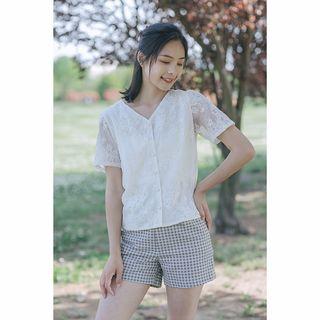Short-sleeve Lace Buttoned Top Beige - One Size