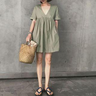 Plain Short Sleeve Flared Dress
