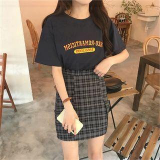 Lettering T-shirt / Plaid Mini A-line Skirt / Set