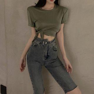 Short-sleeve Front Knot T-shirt / Frayed Hem Denim Shorts