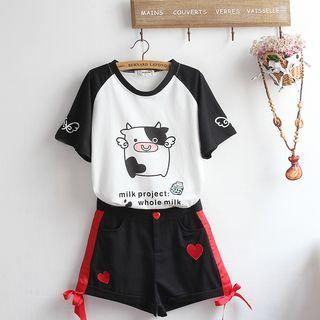 Set: Short-sleeve Cow Print T-shirt + Heart Embroidery Shorts