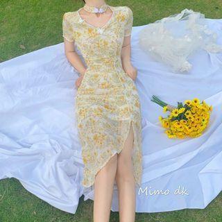Floral Lace Trim Short-sleeve Front-slit Dress