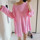 Slit-side Loose-fit T-shirt