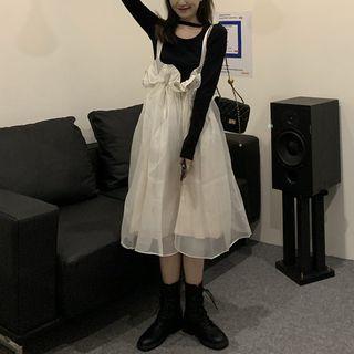 Plain Long-sleeve T-shirt / Midi Suspender Skirt