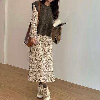 Floral Long-sleeve Dress / Side Slit Lace-up Knit Vest