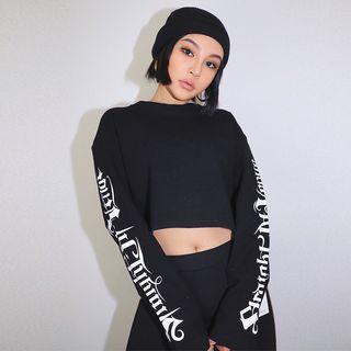 Lettering Crop T-shirt