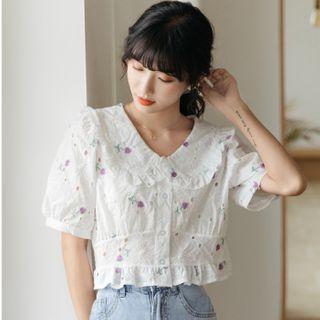 Floral Eyelet Short-sleeve Cropped Blouse
