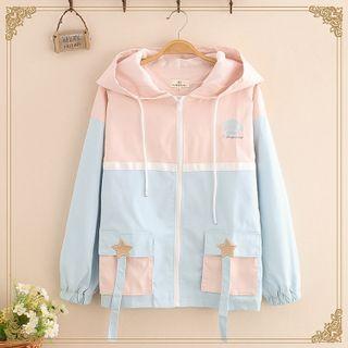 Star Applique Two-tone Hood Jacket