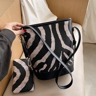 Set: Printed Bucket Bag + Pouch