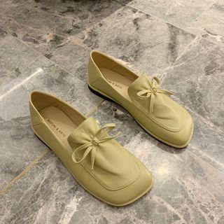 Square Toe Bow Loafers