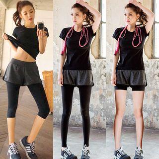 Set: Short-sleeve Sport T-shirt + Leggings Inset Shorts / Skirt