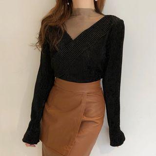 Mock Two-piece Long-sleeve V-neck Top