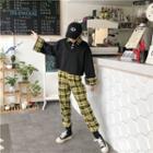 Plaid Collar Cropped Pullover / Elastic Cuff Pants