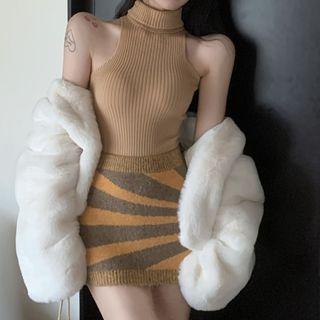 Halter Knit Top / Fleece Cardigan / Pencil Skirt