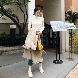 Turtle-neck Slim-fit Wool Top