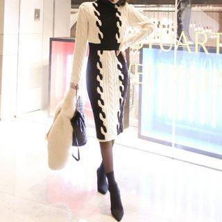 Long-sleeve Color-block Knit Maxi Dress Black & White - One Size