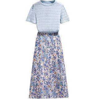 Short-sleeve Top / Floral Midi A-line Skirt / Set