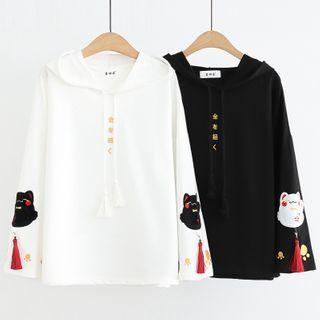 Cat Embroidered Tasseled Hoodie