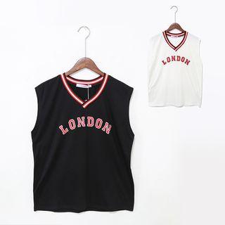 Sleeveless V-neck Lettering T-shirt