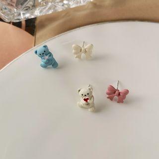 Bear Bow Asymmetrical Alloy Earring