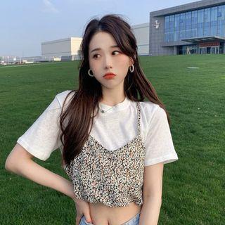 Short-sleeve Mock Two Piece Floral T-shirt