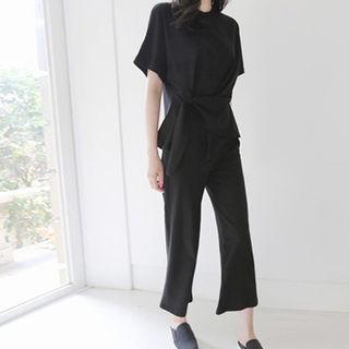 Set: Round-neck A-line T-shirt + Band-waist Pants