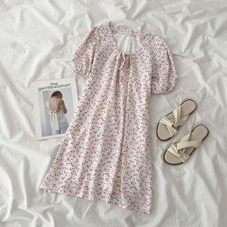 Short-sleeve Floral Print A-line Dress White - One Size