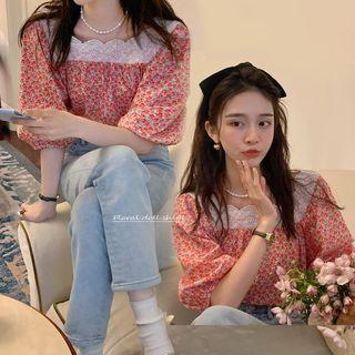 Short-sleeve Floral Top Floral - Red - One Size
