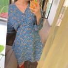 Floral V-neck Slim-fit High-waist Long-sleeve Dress Blue - One Size