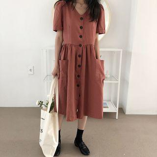 Short-sleeve A-line Buttoned Dress