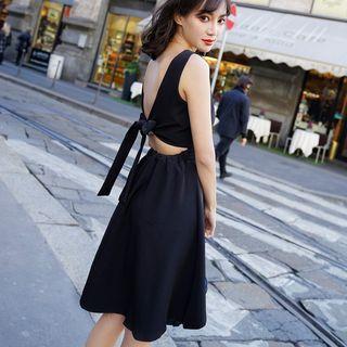 Open Back Sleeveless Flared Dress