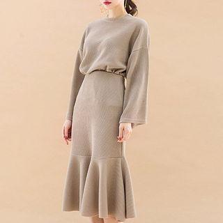 Set: Drop-shoulder Knit Top + Midi Mermaid Skirt