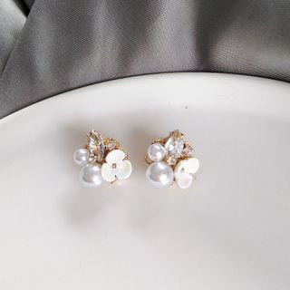 Faux Pearl Flower Earring 1 Pair - S925 Silver Needle - Stud Earrings - One Size