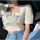 Butterfly Printed Square-neck Short-sleeve Cropped Top