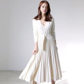 V-neck Long-sleeve Midi Knit A-line Dress