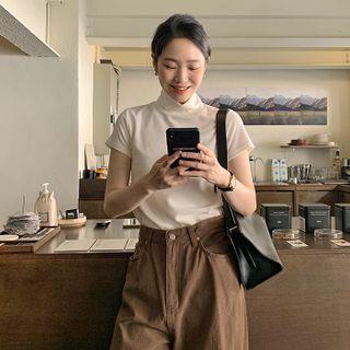 Short-sleeve Turtle-neck Velvet Top