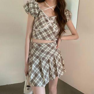 Cap-sleeve Plaid Top / Pleated Skirt
