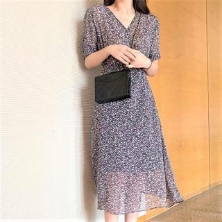 V-neck Puff-sleeve Floral Chiffon Dress